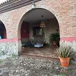 Casa Naranjos 펜션 *